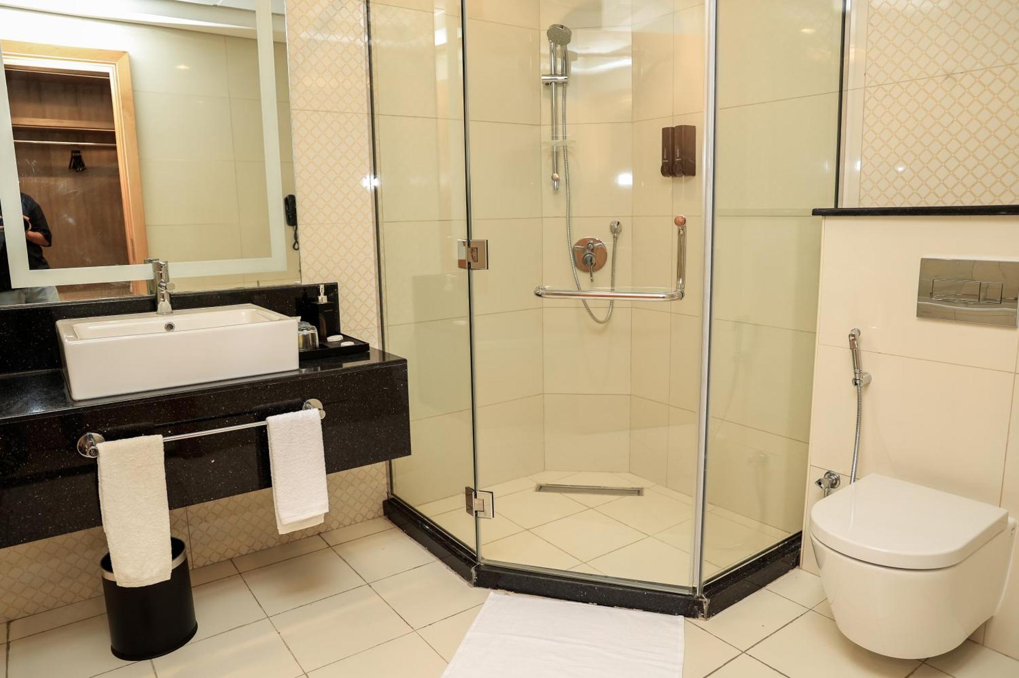 Best Western Premier M Four Hotel Dubai Exteriör bild