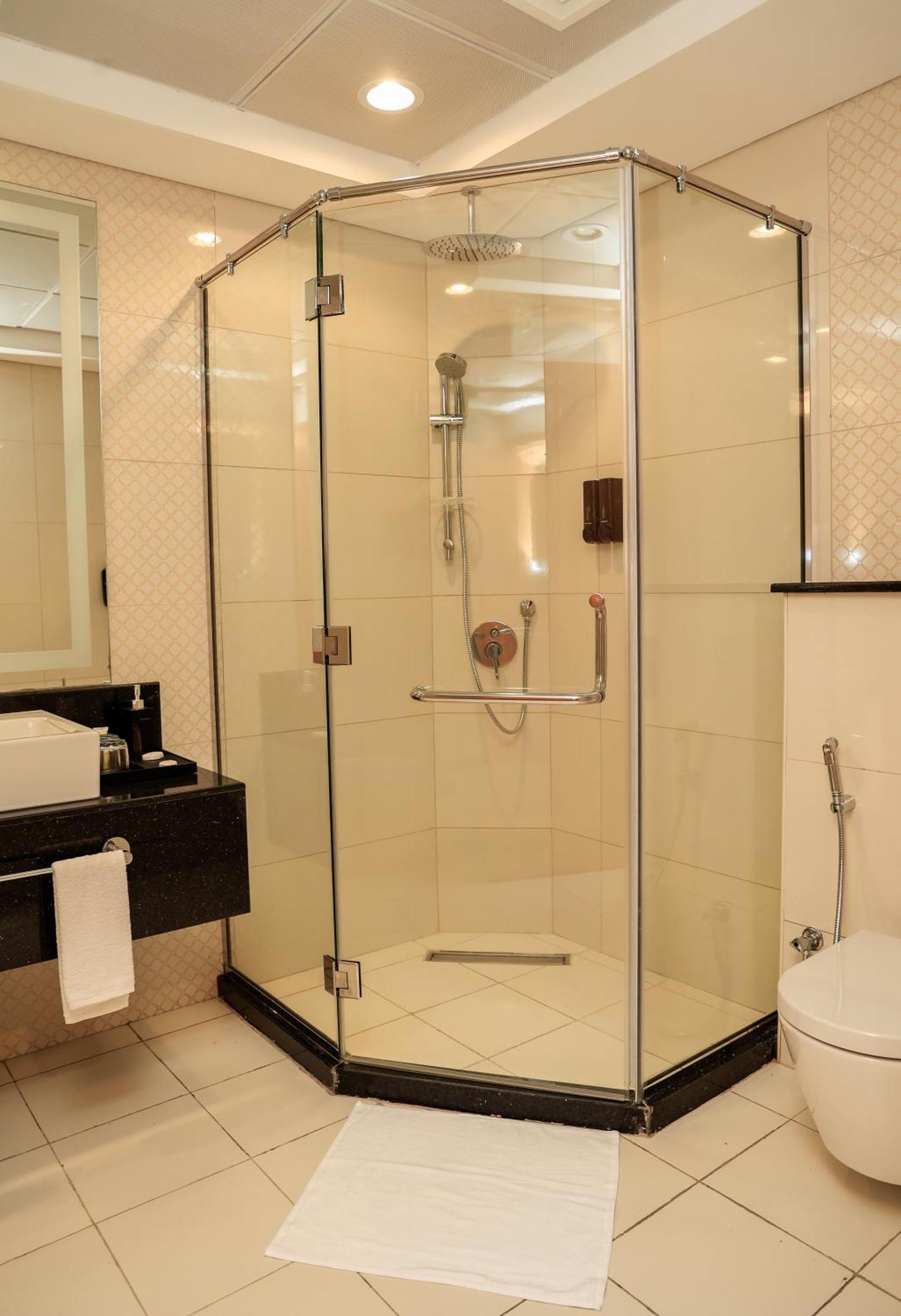 Best Western Premier M Four Hotel Dubai Exteriör bild