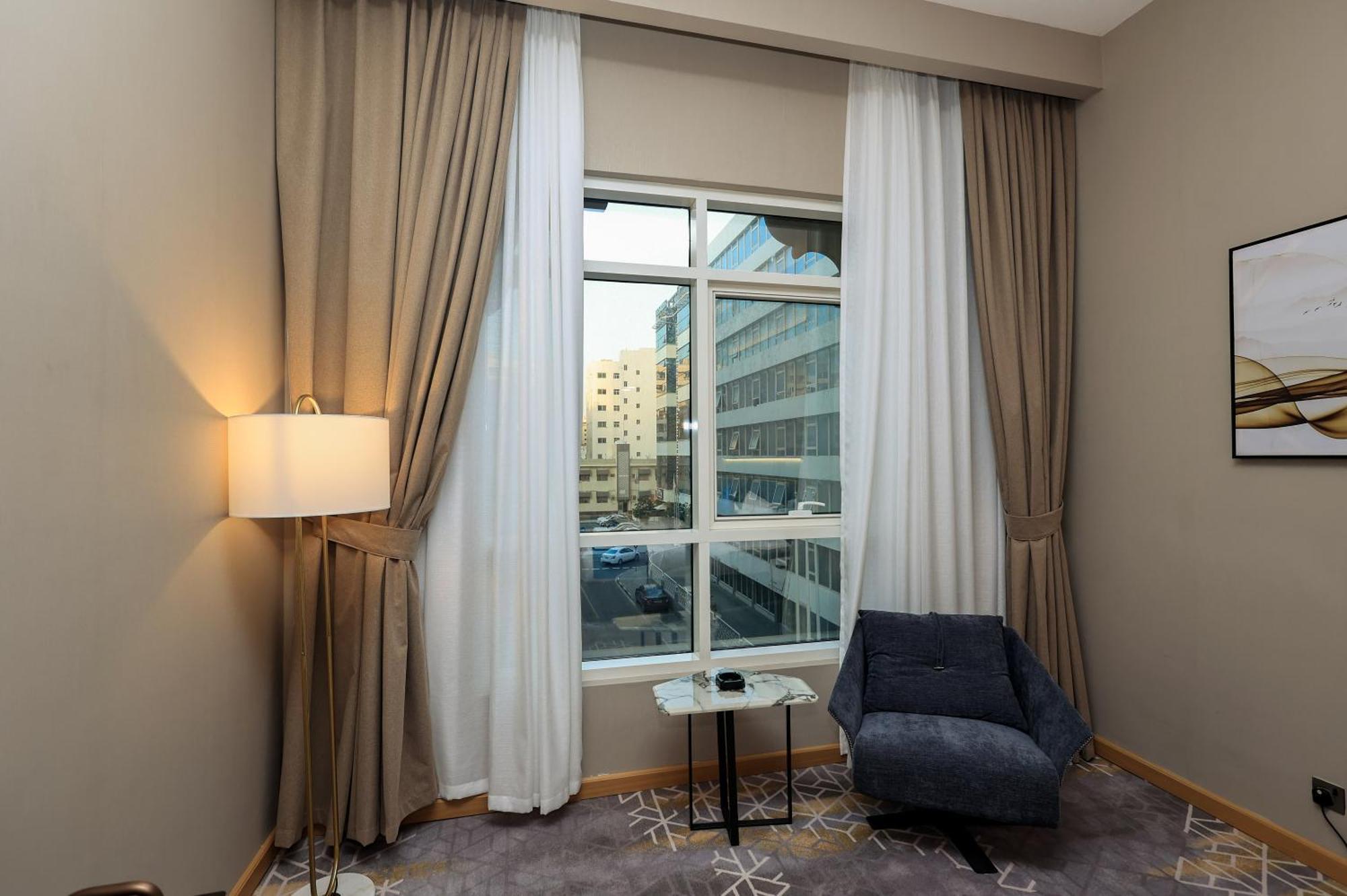Best Western Premier M Four Hotel Dubai Exteriör bild