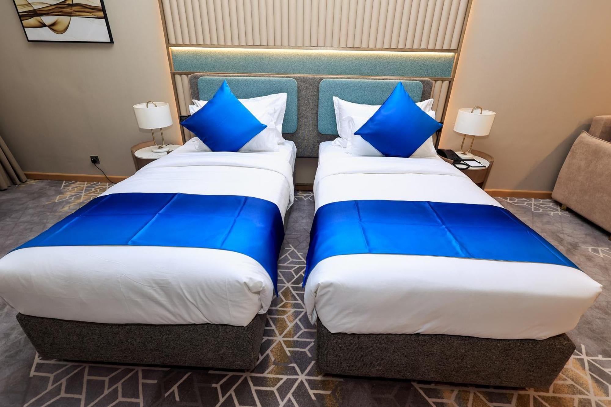 Best Western Premier M Four Hotel Dubai Exteriör bild