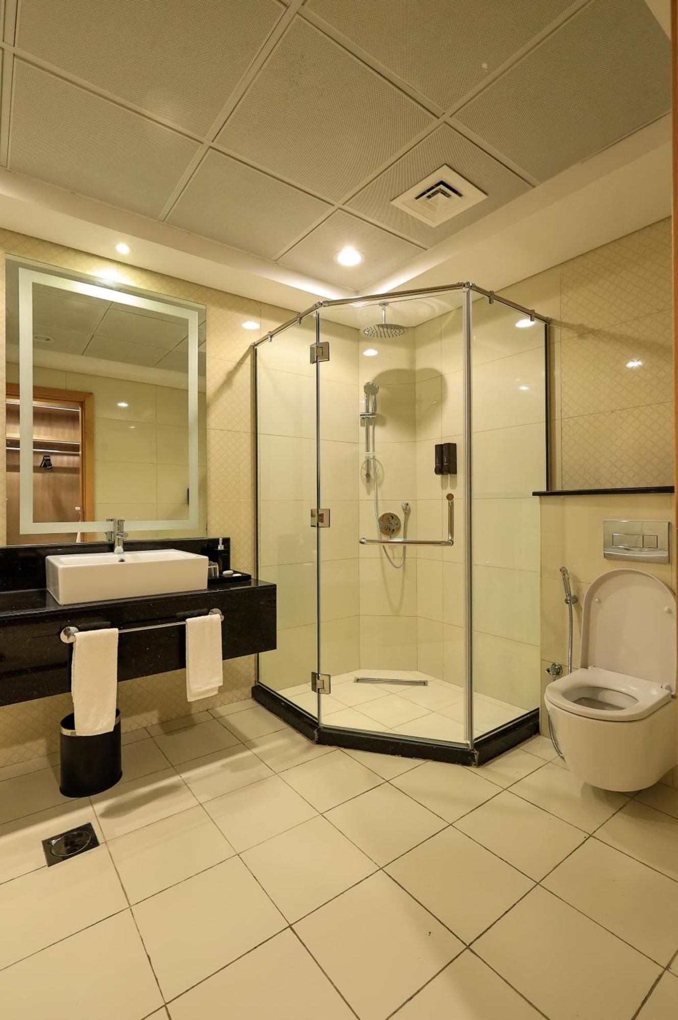 Best Western Premier M Four Hotel Dubai Exteriör bild